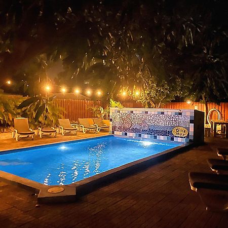 The Dive Hut - Boutique Apartments Playa Exteriör bild