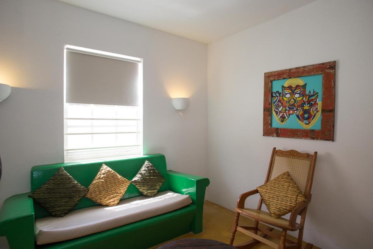The Dive Hut - Boutique Apartments Playa Exteriör bild